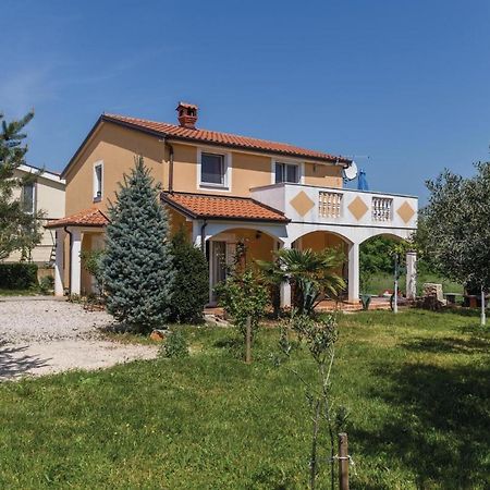 Nice Apartment In Kastel With Kitchen Exterior foto